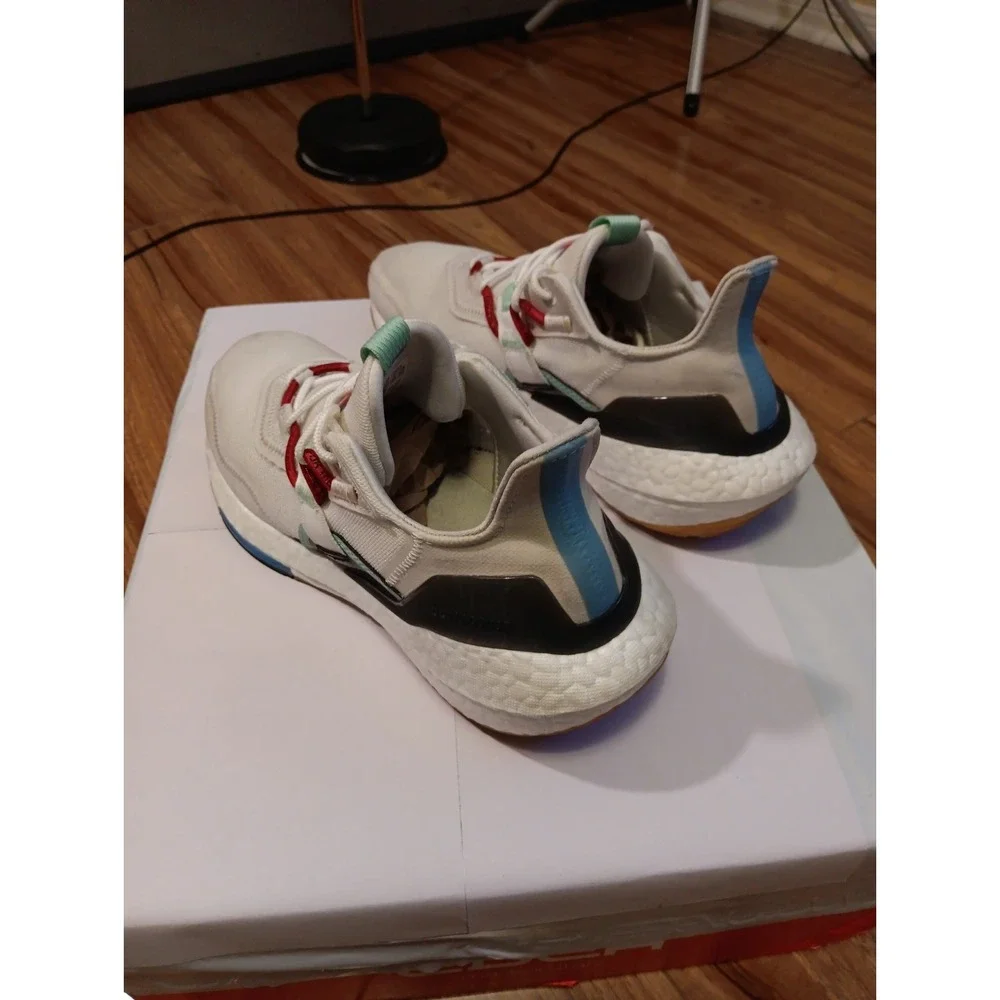 adidas ultraboost 22